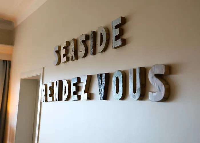 Seaside Rendez-vous - 3 Vue Mer, Piscine, Sauna&parking à Apartamento *